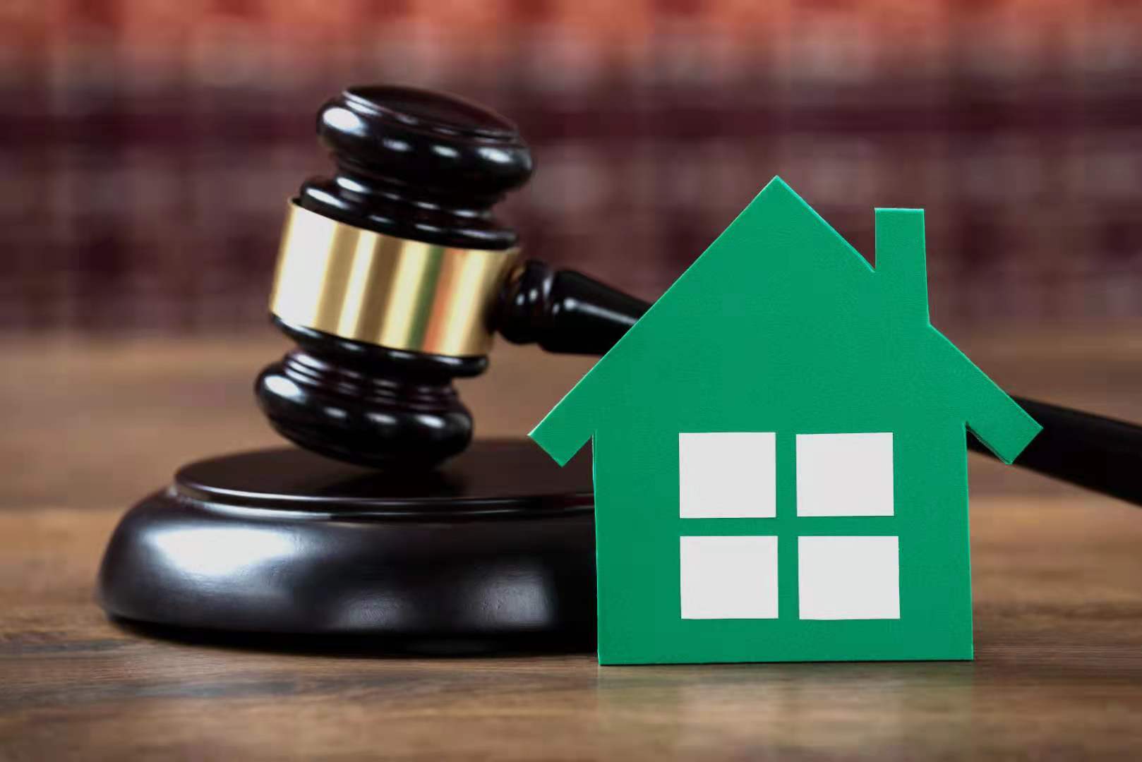 权度律所丨建设工程施工合同与招标文件不一致，以哪个为准？