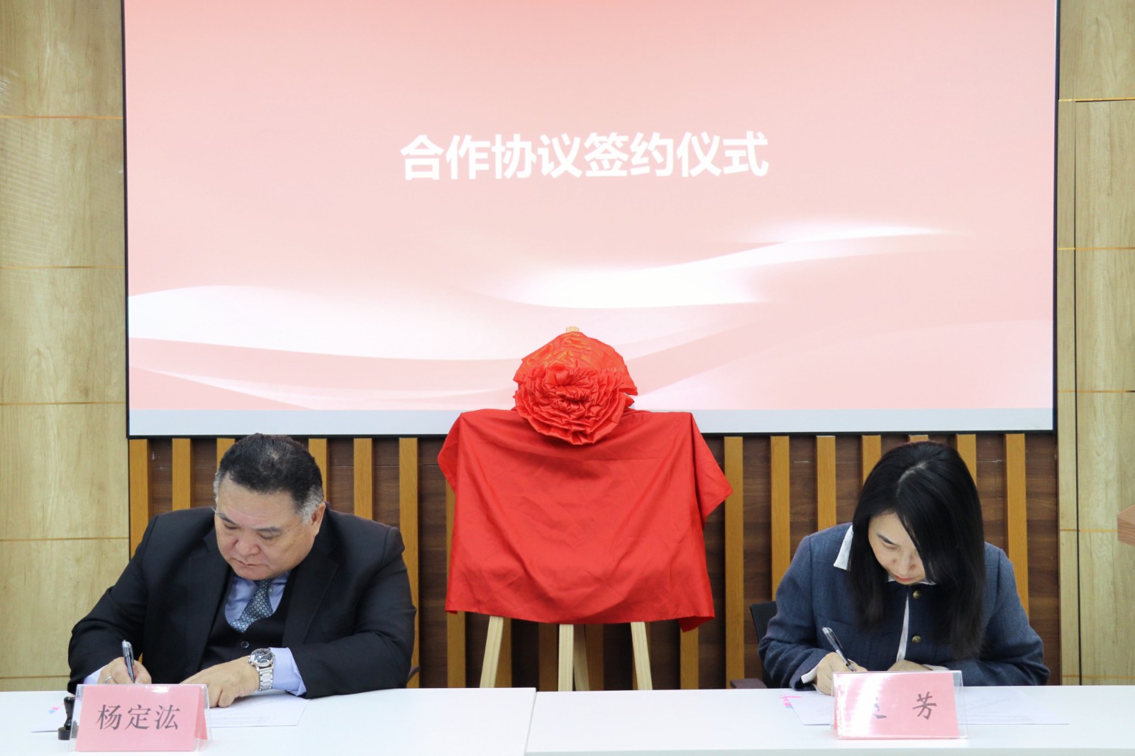 retouch_2026011614565440.jpg retouch_2026011614565440.jpg