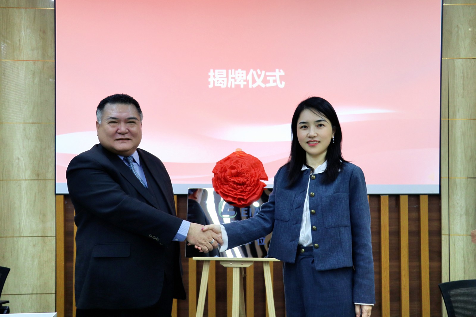 retouch_2026011615090072.jpg retouch_2026011615090072.jpg