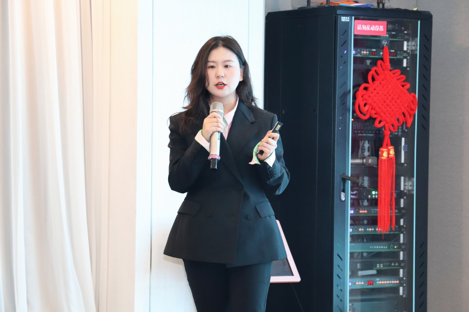 retouch_2026030211144783.jpg retouch_2026030211144783.jpg