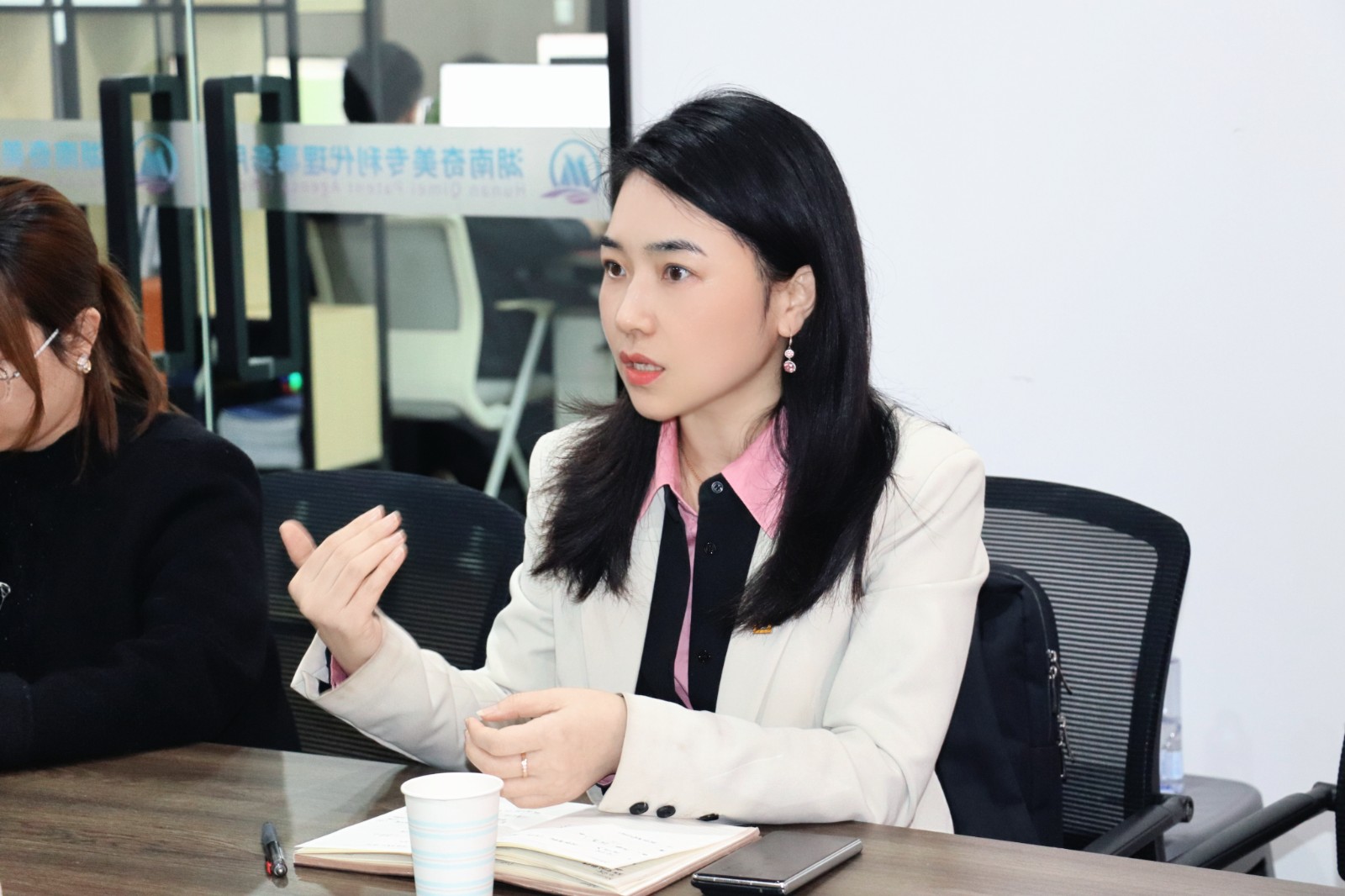 retouch_2026032710271691.jpg retouch_2026032710271691.jpg